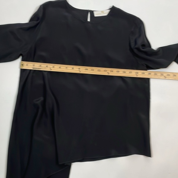 Amanda Uprichard Top Blouse Size L Black Silk Long Sleeve Asymmetrical Hem EUC - Picture 5 of 8